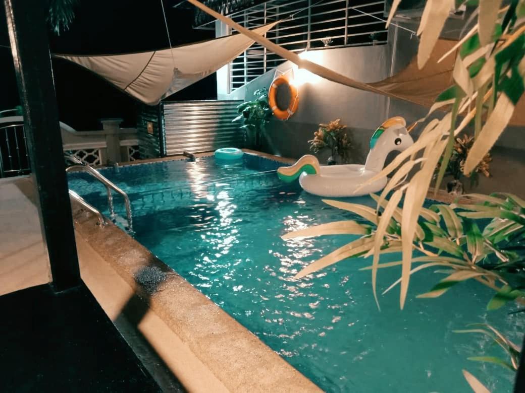 Willa Private Pool Cassa Dinies, Wifi , Bbq,10 Pax Rantau Panjang Zewnętrze zdjęcie