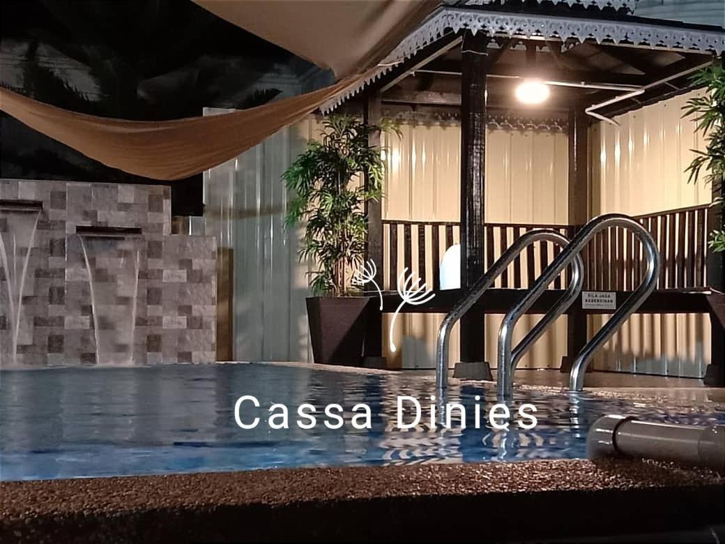 Willa Private Pool Cassa Dinies, Wifi , Bbq,10 Pax Rantau Panjang Zewnętrze zdjęcie