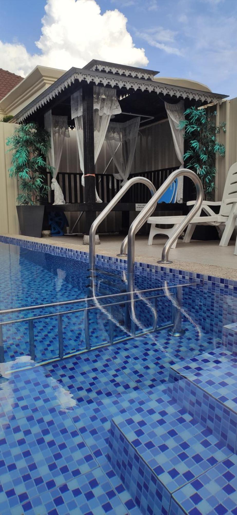Willa Private Pool Cassa Dinies, Wifi , Bbq,10 Pax Rantau Panjang Zewnętrze zdjęcie